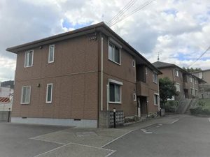 メゾンファミーユ B102号-1