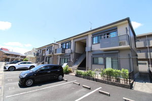 メゾン　ラッキービレッジⅠ・Ⅱ・Ⅲ