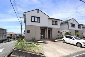 鷲尾ハイツⅡＡ A102号-1