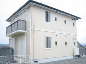 ヴィレッジ　キタ　Ｃ棟 0201号-1