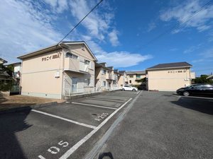 タウニィ高岡 A103号-1