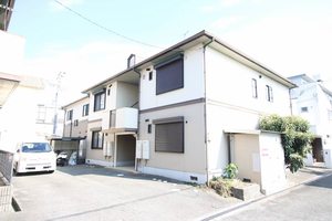 メゾンファミーユ A201号-1