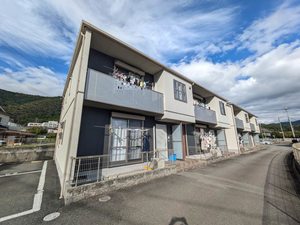 シャーメゾン加生 A202号-1