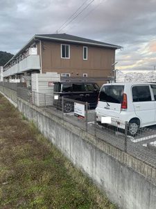 シャーメゾン下河原 B102号-1