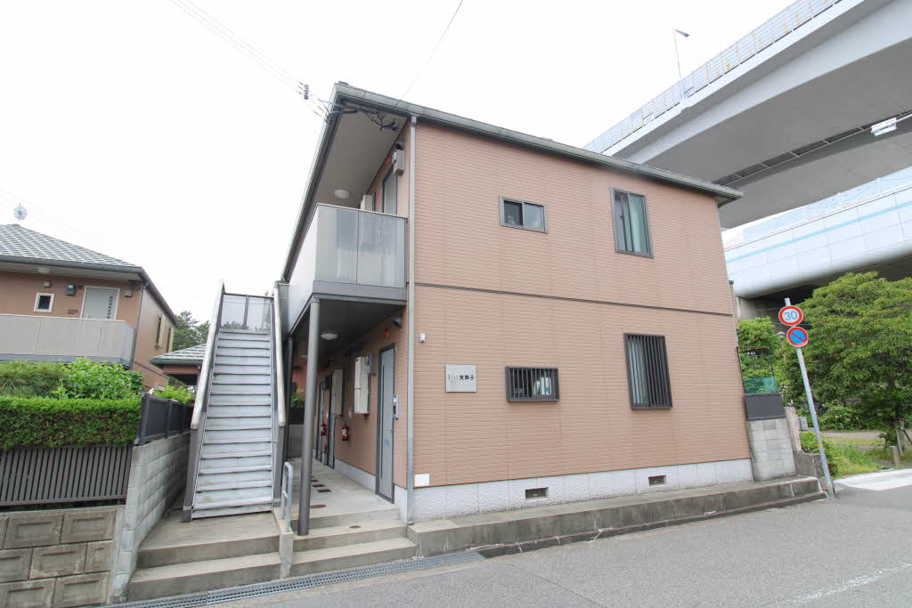 ディアス東舞子