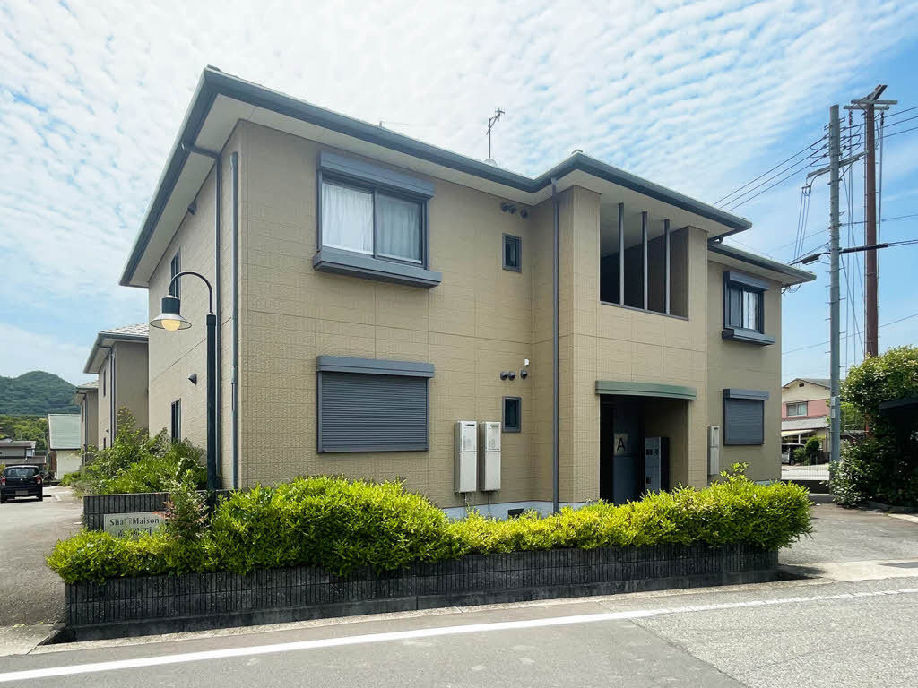 シャーメゾン高岡西