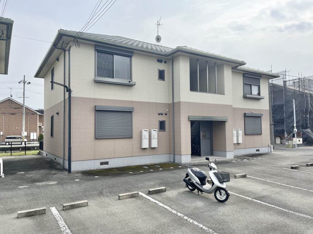 シャーメゾン志保 B102号-3