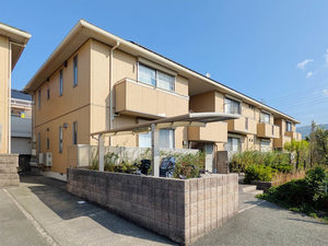 シャーメゾン東花園