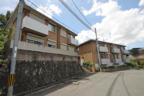 シャーメゾン東松ヶ丘 B201号-2