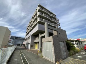 ベルファーレ　ヤブウチ． 0303号-1