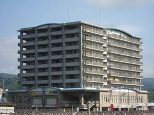 りーべる王寺西館