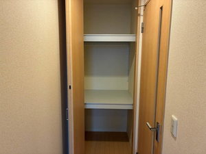 メゾン中野 0203号-3