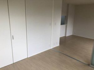 アルティ逢坂 B102号-2