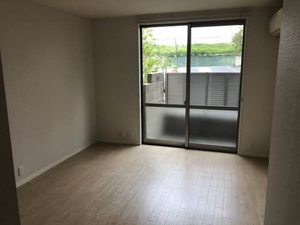 アルティ逢坂 B102号-4