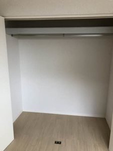 アルティ逢坂 B102号-5