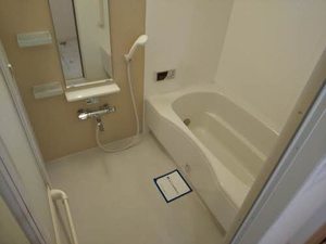 シャーメゾン彩都 0101号-3