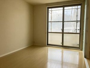 ホワイトガーデン A103号-2