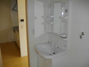 ヴィラ アンソレイエ 0202号-7