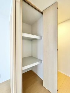 ロンド・ヴィル・ウエスト 0102号-10