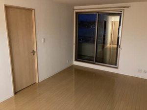 シャーメゾン高新・嵯峨野 0201号-3