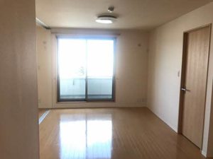 シャーメゾン高新・嵯峨野 0203号-3