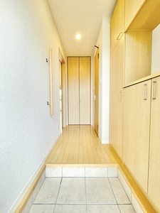 シャーメゾン高田井 A101号-8