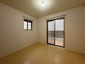 メゾン　ド　ピアレ 0101号-4