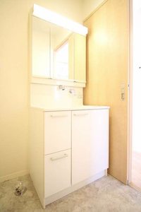 メゾン　ルーチェ A102号-8