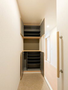 シャーメゾン　リヴィエール 0201号-9