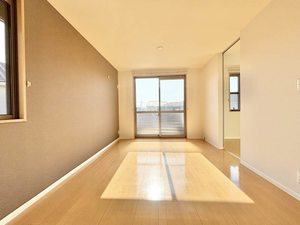 カーサ　レジオ　　　　　　　　　　　　　　ＳＵＮ棟 S203号-3