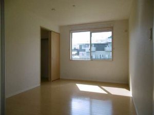 セレーノ　イズミ A102号-3