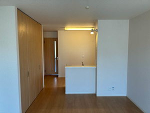 シャーメゾンエリーナ　くずは 0201号-2