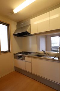 シャーメゾン　やまぶき B202号-5