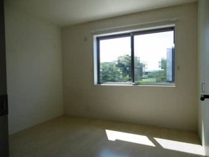 セレナヴィラ 0203号-3