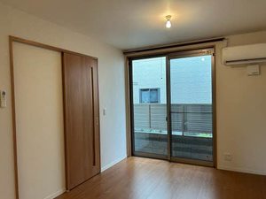 メゾン　ド　プレミアス 0102号-5