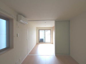 シャーメゾン柳八幡町 0201号-2