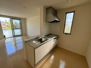 ニューフォーレス　ナガタ　Ｃ・Ｄ・Ｅ D105号-3