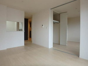 シャーメゾン宝殿 B103号-2