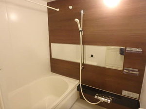 シャーメゾン宝殿 B103号-5