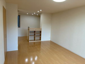 シャーメゾンロイヤルヒルズⅣ 0001号-2