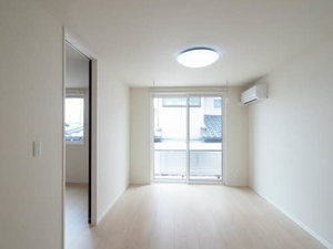 シャーメゾン　リバティ 0102号-2