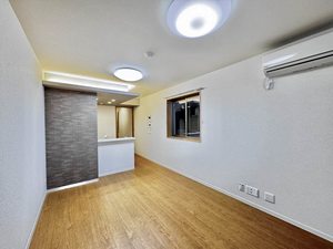 シャーメゾン二条城南 0102号-2