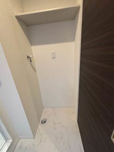 クイーンズ八木 B202号-13