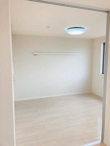 ヴーヴレ 0202号-5