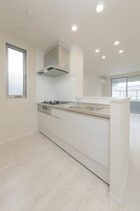 Ｓａｋｕｒａ　Ｓｕｉｔｅｓ 0102号-9