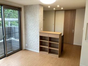 メゾン・ビオルネⅢ 0101号-2