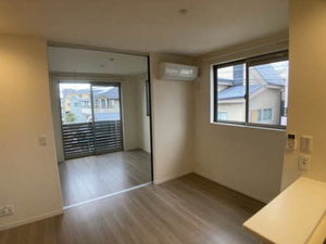 ヴィラエーデル中泉 0203号-6