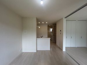 シャーメゾン南丹 0201号-2