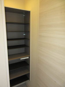 セントラル　レジデンス　Ⅲ 0201号-2