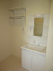 セントラル　レジデンス　Ⅲ 0201号-13